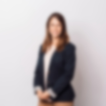 Karriere - Team - Finance - Laura
