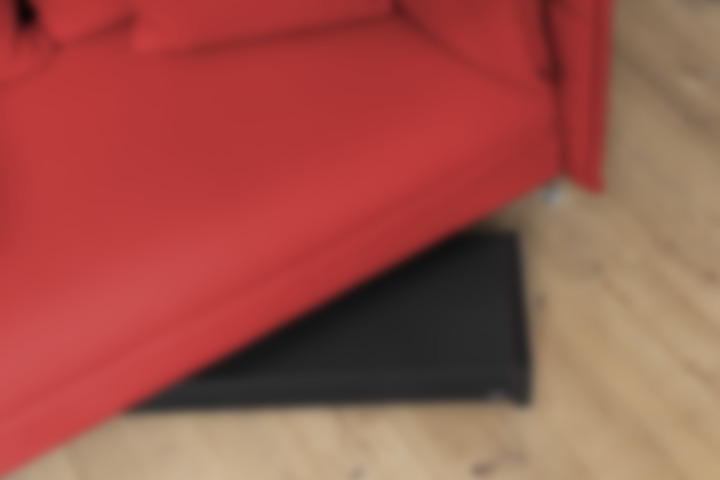 Flach-Subwoofer T 4000 - black - Couch Black 2